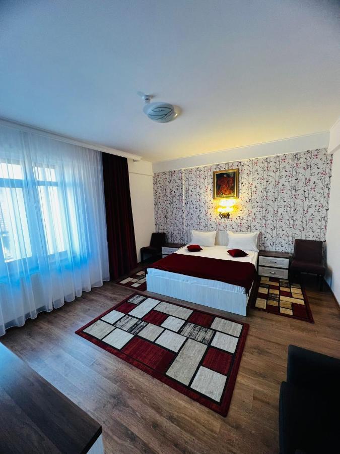 Hotel Suprem Băile Olăneşti المظهر الخارجي الصورة