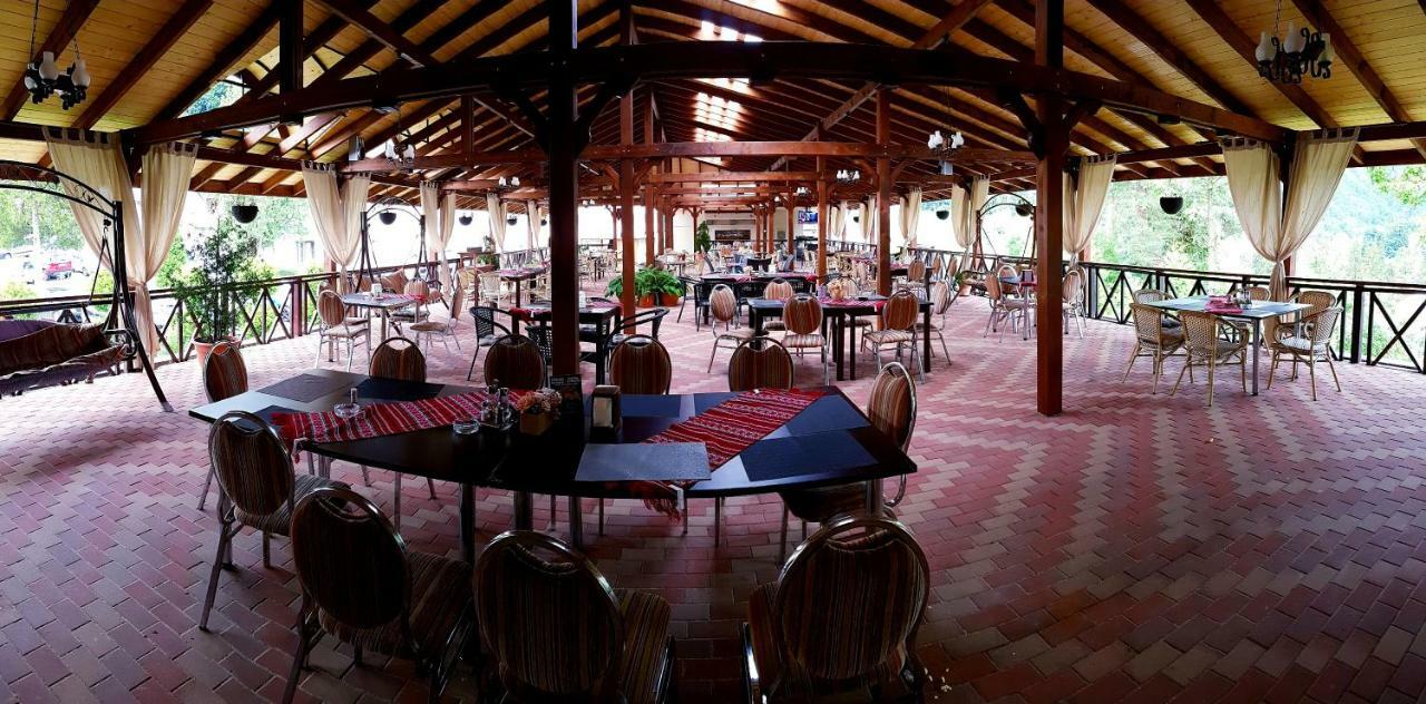 Hotel Suprem Băile Olăneşti المظهر الخارجي الصورة